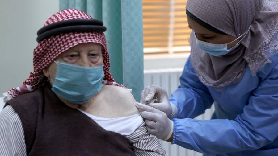 وزارة الصحة :يتلقى 4333 شخصا اليوم الجرعة الثانية