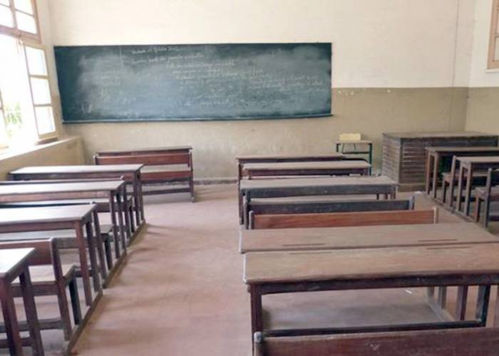 التربية تدرس 17 مشروعا لإنشاء مدارس جديدة