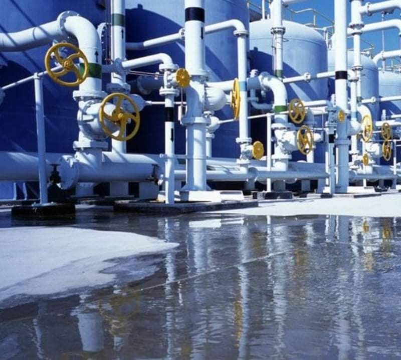 خطط لتحلية 300 مليون متر من البحر الاحمر سنوياً