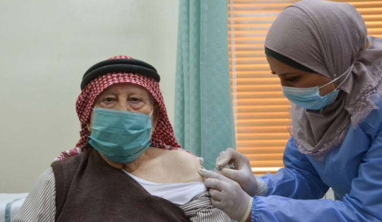 عاجل : الأوبئة: قرابة المليون مسجلاً بمنصة اللقاح