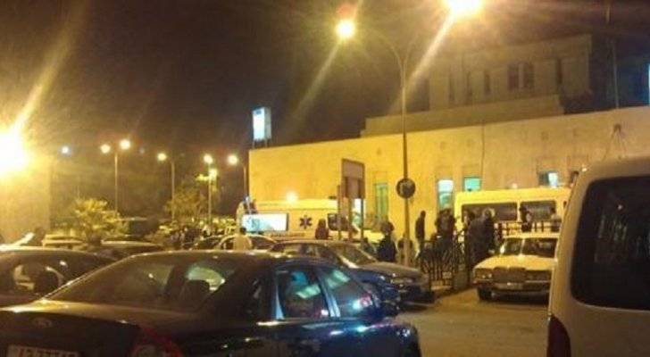 مشاجرة جماعية أمام مسشتفى البشير في عمان...والأمن يتدخل