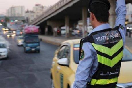 عاجل : إدارة السير تحذر من وقوف المركبة بالأنفاق وفوق الجسور