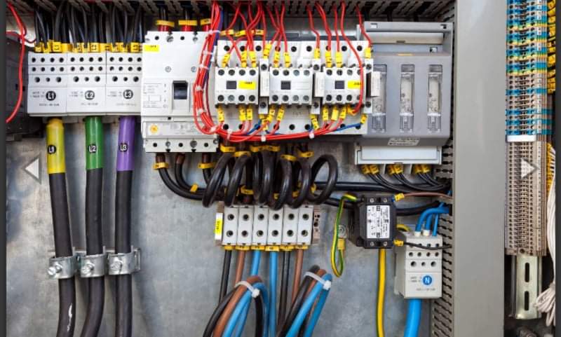 زيادة الأحمال الكهربائية الشهر الماضي بنسبة 3