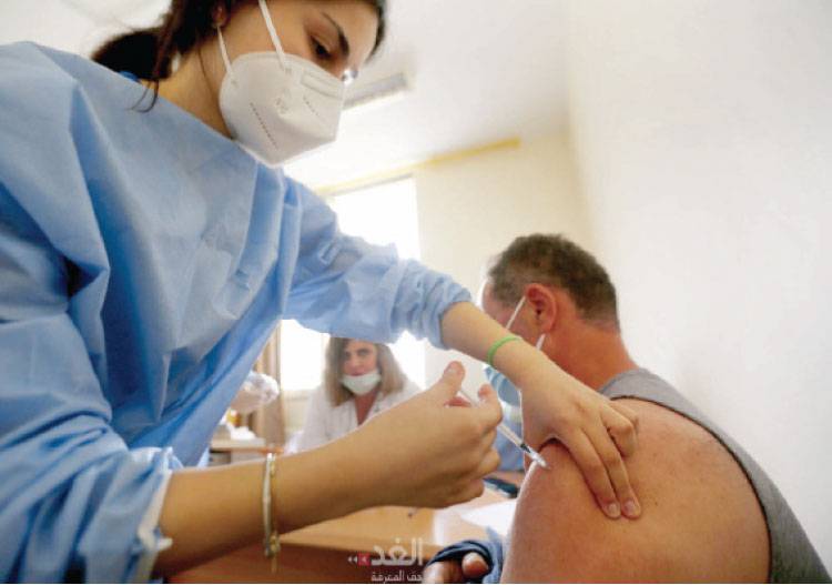 تجاوز عدد المسجلين على منصة التطعيم مليون شخص