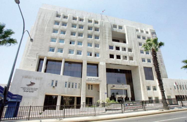 الضمان تتحمل كلف علاج المصابين بكورونا للعاملين في المستشفيات والمختبرات الطبية