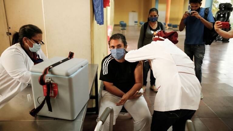 فنزويلا تمدد الحجر الصحي إثر تفشي السلالة البرازيلية لفيروس كورونا