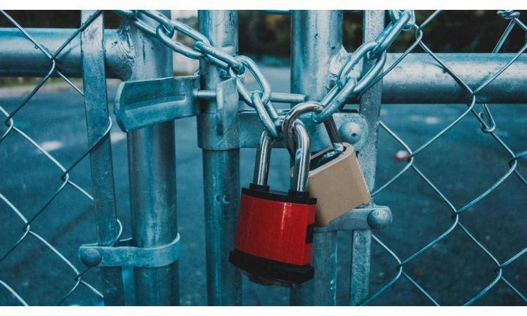 السياحة: إغلاق 12 منشأة وإنذار ومخالفة 39 أخرى