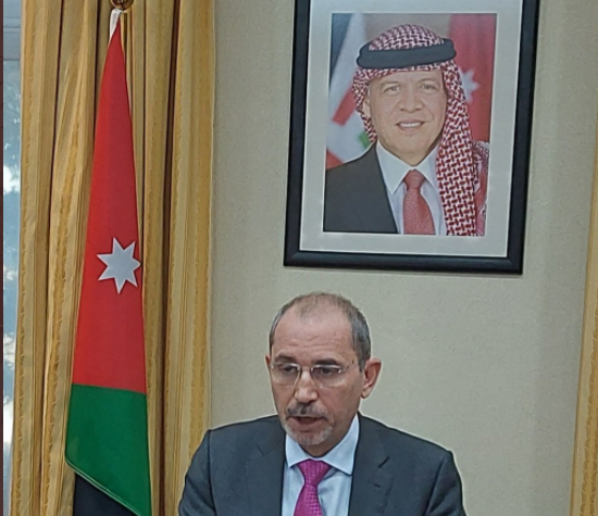 الصفدي يُغرد حول لقائه نظيره السعودي .. ماذا قال؟