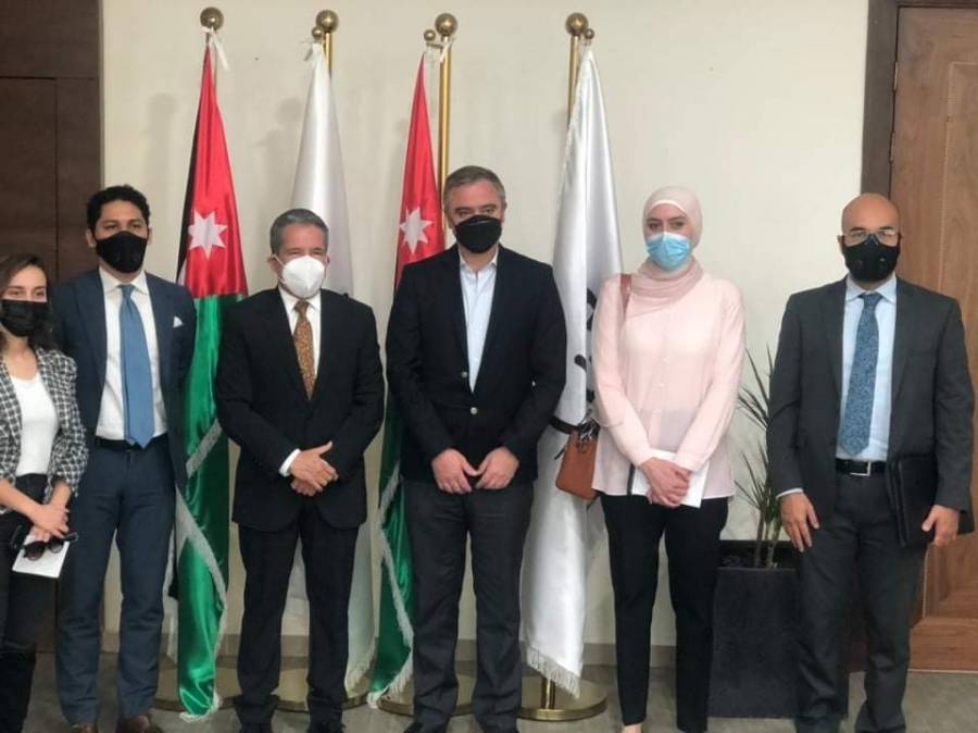 النابلسي يلتقي سفير المكسيك لدى المملكة