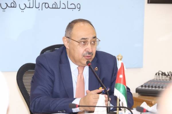 دودين: نمضي مع الملك واثقين بالله متسلّحين بحبّ الوطن