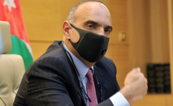 عاجل : الخصاونة يلتقي النواب و الأعيان بجلسة مغلقة اليوم لوضعهم بصورة التطورات الأخيرة التي شهدها الأردن