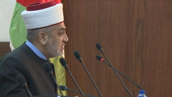 الخلايلة: اغلاق المساجد بناء على التوصيات الطبية....