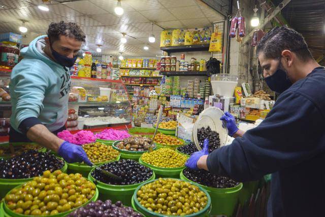 28 مخالفة لمحال رفعت الاسعار