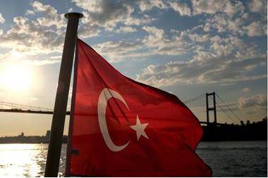 تركيا تسجل حصيلة قياسية للوفيات الجديدة بكورونا