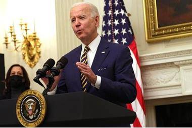 بايدن يعلن حالة طوارئ بسبب روسيا