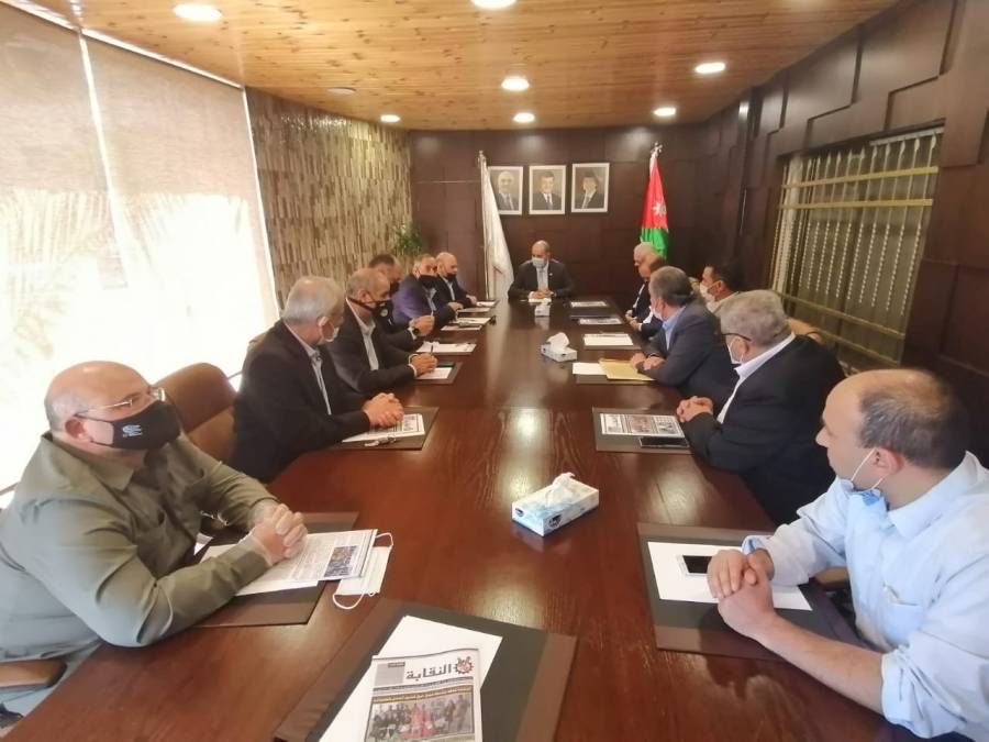 وزير العمل يلتقي الاتحاد العام لنقابات عمال الأردن... صور