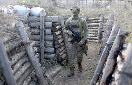 Ukraines battlehardened troops say ready to repel Russia