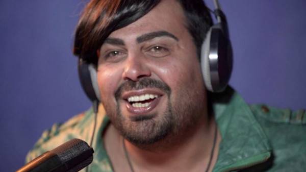 الفايز يطلب وقف وطن على وتر