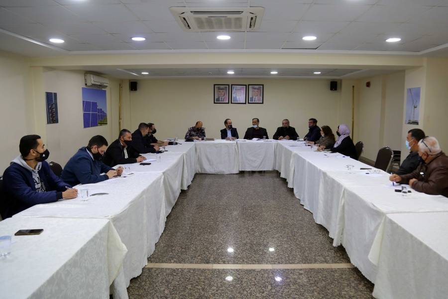 هيئة المكاتب تناقش تبسيط الإجراءات مع امانة عمان والدفاع المدني