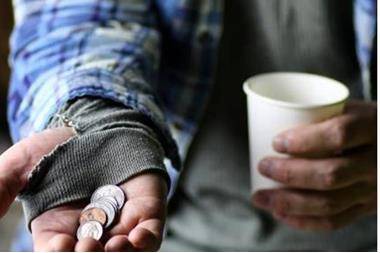 ضبط 5 متسولين بالزرقاء