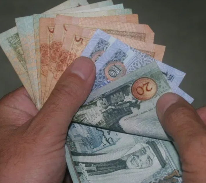 “الضريبة” تدعو المكلفين لتقديم إقراراتهم قبل انتهاء المدة القانونية لتجنب الغرامات