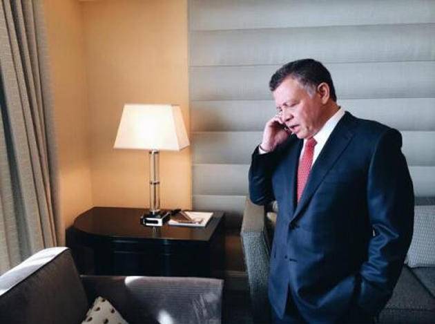 الملك يبحث التعاون الأمني والعسكري مع باكستان