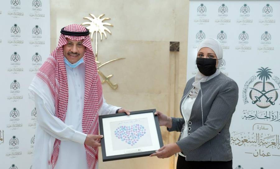 السديري يلتقي  مدير عام مؤسسة الحسين للسرطان... صور