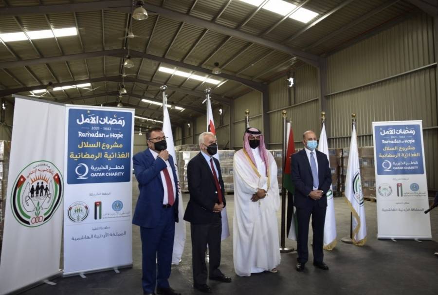 الهيئة الخيرية الأردنية الهاشمية وقطر الخيرية تدشن  مشروع  رمضان الأمل لبدء توزيع 10 الاف سلة غذائية