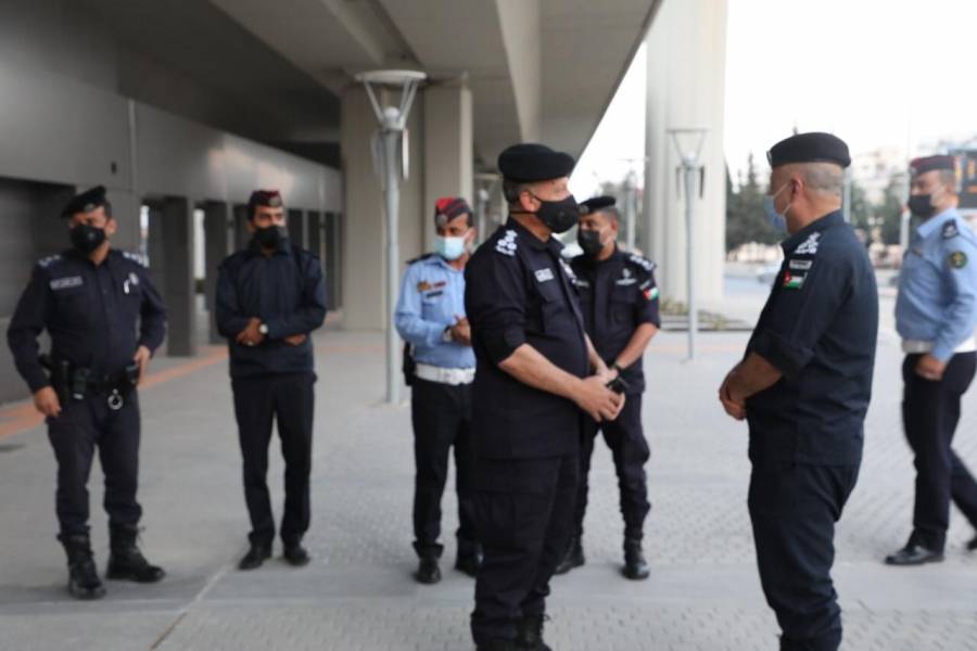 الأمن ينفذ خطة شاملة، لمساعدة المواطنين... صور