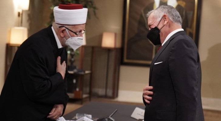 مدير أوقاف القدس يشكر الملك على تبرعه بتجديد فرش المسجد القبلي والصخرة المشرفة في الأقصى