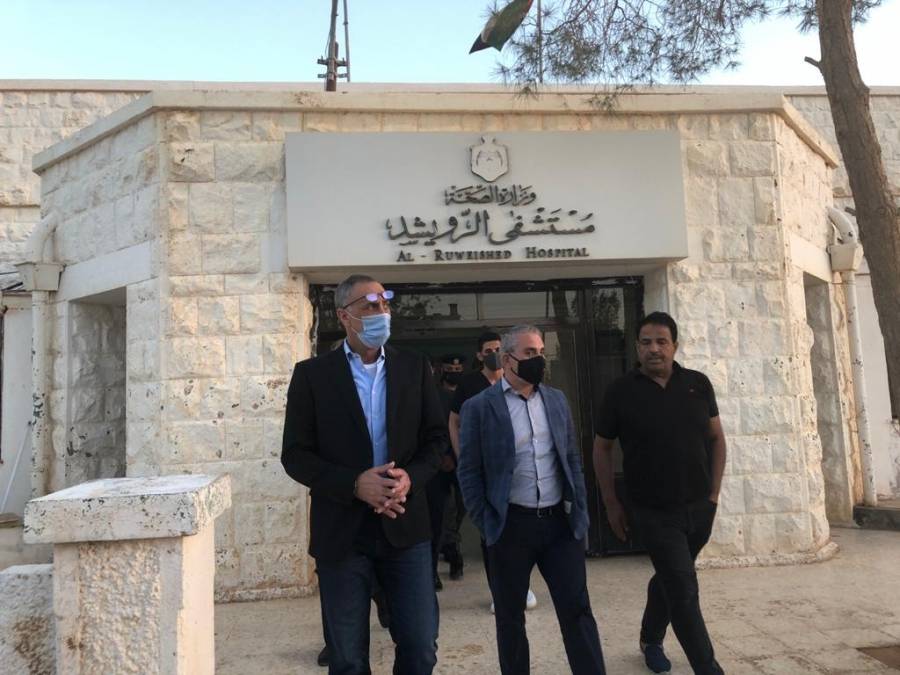 العدوان في جولة تفقدية لمستشفى الرويشد ....صور