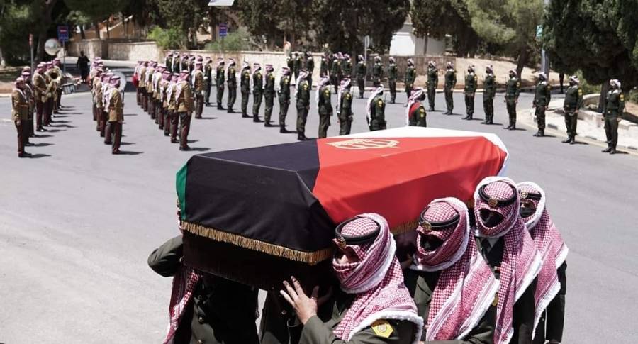 مراسم تشييع جثمان الأمير محمد... صور