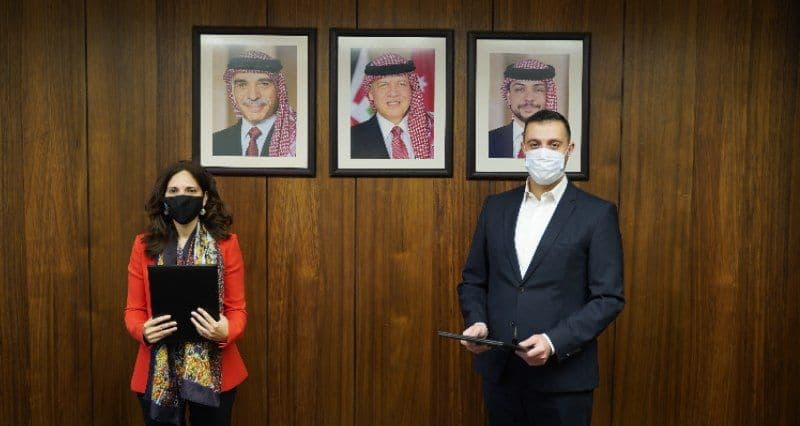 مذكرة تفاهم بين مؤسسة ولي العهد والمعهد الهولندي للديمقراطية متعددة الأحزاب