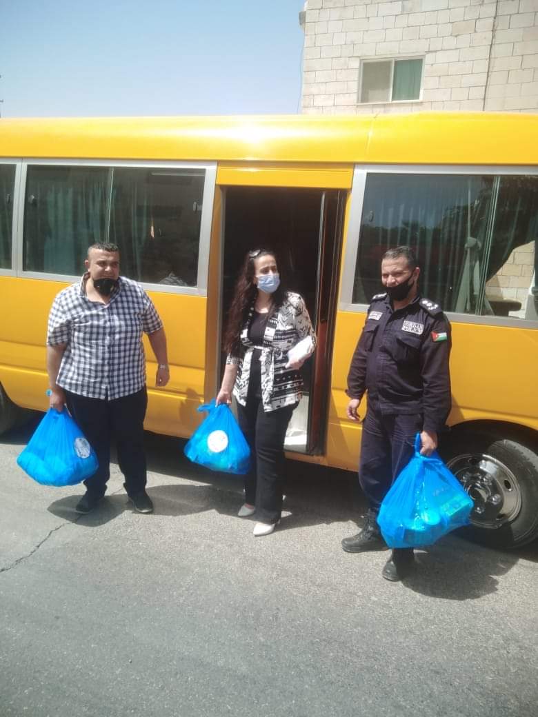 الشرطة المجتمعية في شمال عمان تطلق مبادرة (طارق فيها الخير)