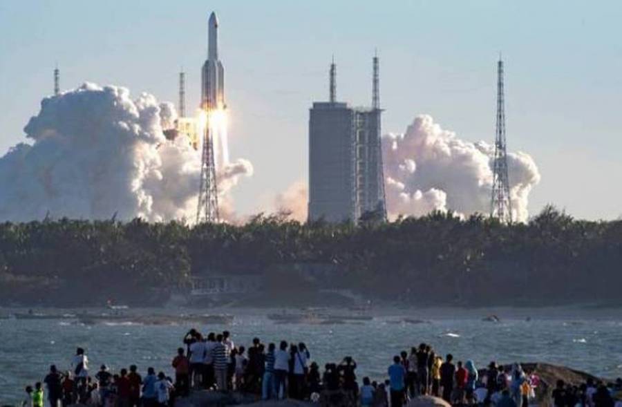 لا أحد في العالم يعرف أين سيسقط.. تعرّف إلى صاروخ الصين الخطير الذي زرع الرعب عبر عدة دول