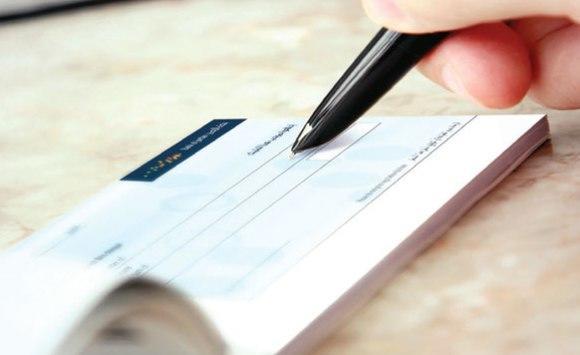 الشيكات المرتجعة تهبط 41