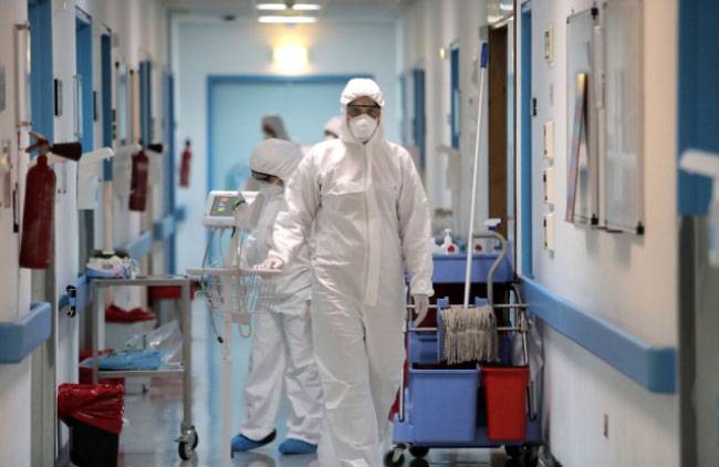 دراسة أردنية سعودية: مخاطر لكورونا على الطواقم الطبية