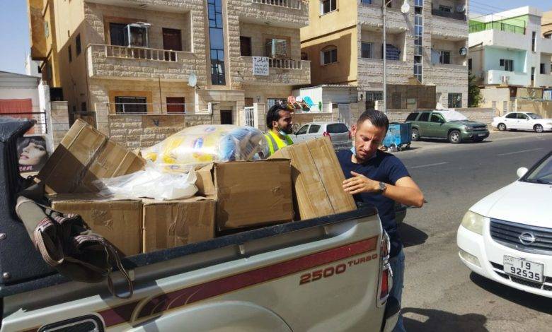 عالم إيجابي وجمعية الزكاة الأمريكية يتفقدان العائلات العفيفة في العقبة