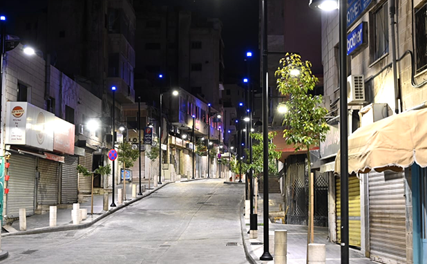 ماذا سيتضمن اجتماع الحكومة اليوم .. هل تقليص ساعات الحظر خلال العيد مطروح .. دودين يُجيب؟