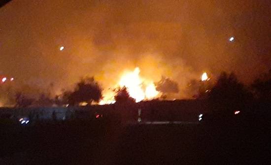 حريق في مزرعة بابوعلندا _ صور