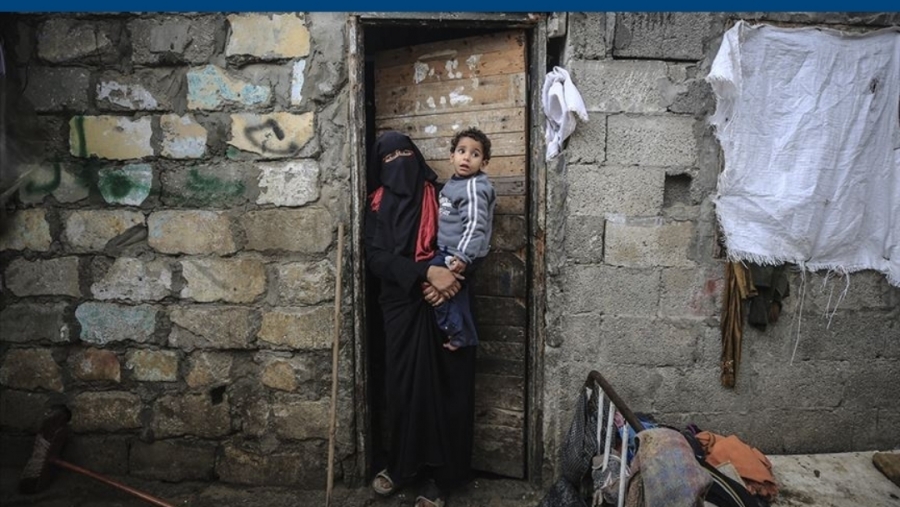 عالم إيجابي يسدد الديون عن العائلات العفيفه في العقبة