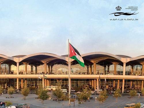 تطعيم نحو 7.500 موظف في مطار الملكة علياء