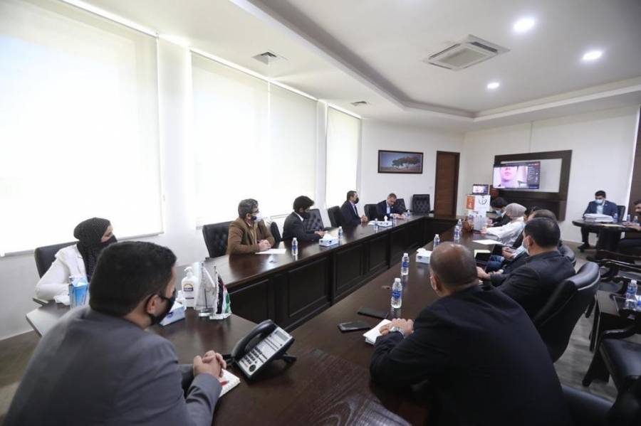 النابلسي يؤكد أهمية إشراك الشباب في عملية صنع القرارات