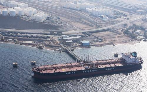 جسر جديد قرب ميناء النفط في العقبة