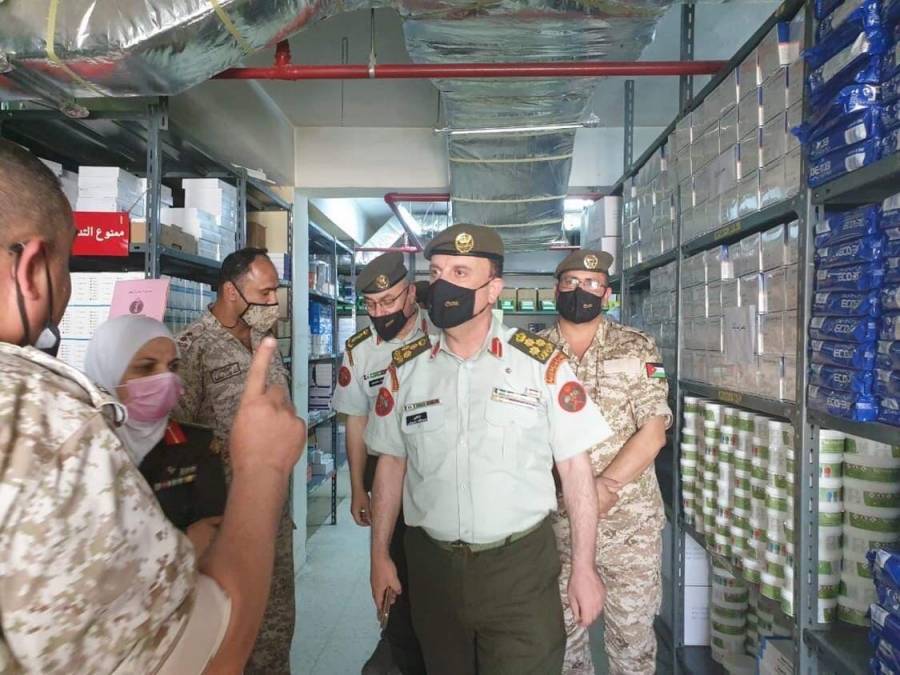 مدير الخدمات الطبية يؤكد ضرورة إدامة سير العمل بمركز طبي ماركا العسكري...صور