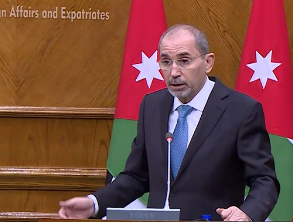 الصفدي: حصار حي الشيخ جراح يدفع باتجاه تفجير الاوضاع مرة اخرى