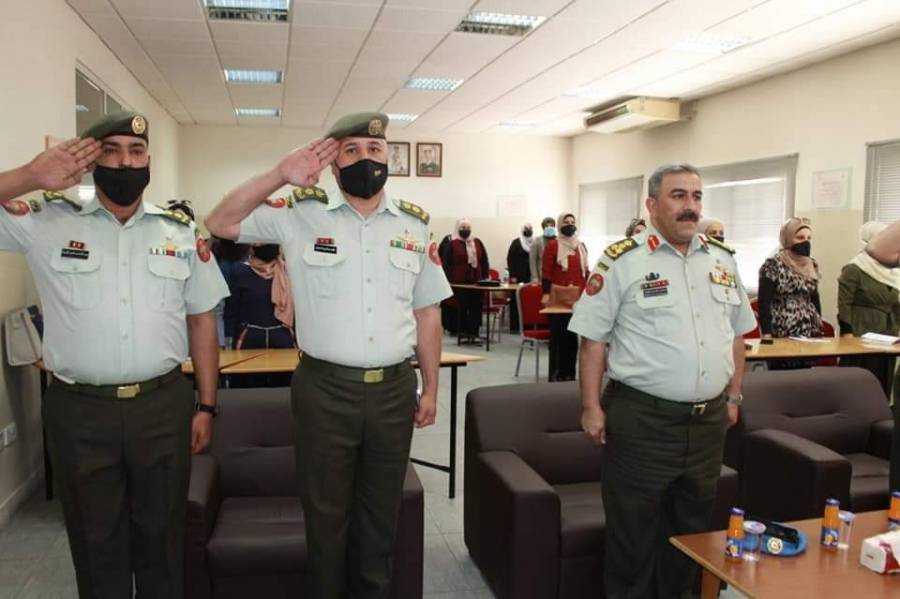 الثقافة العسكرية تعقد دورة استراتيجيات التدريس... صور