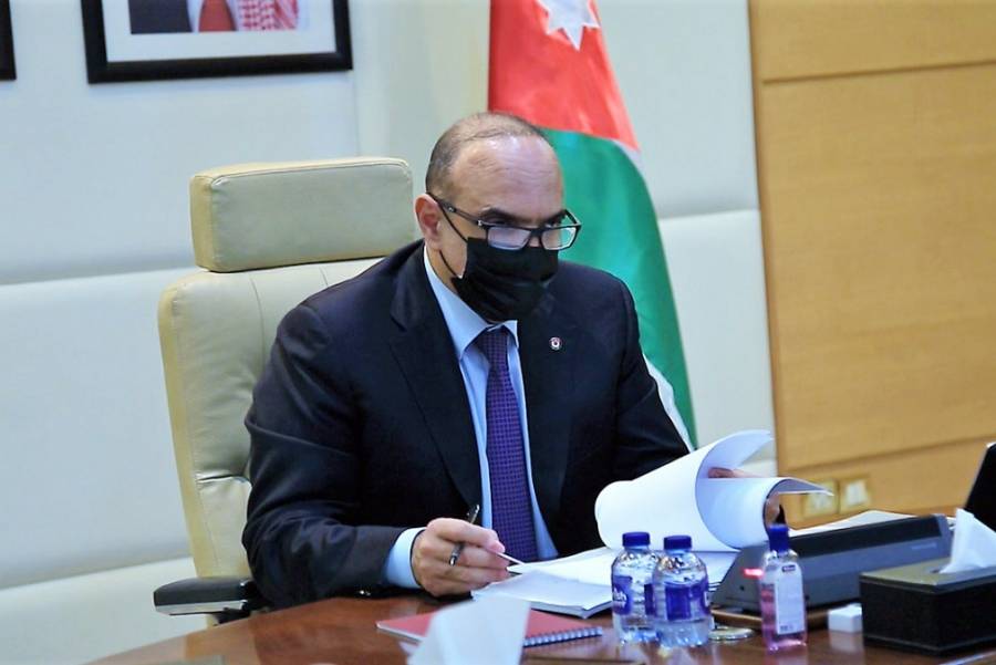 الخصاونة يعمم بشأن دوام موظفي الحكومة