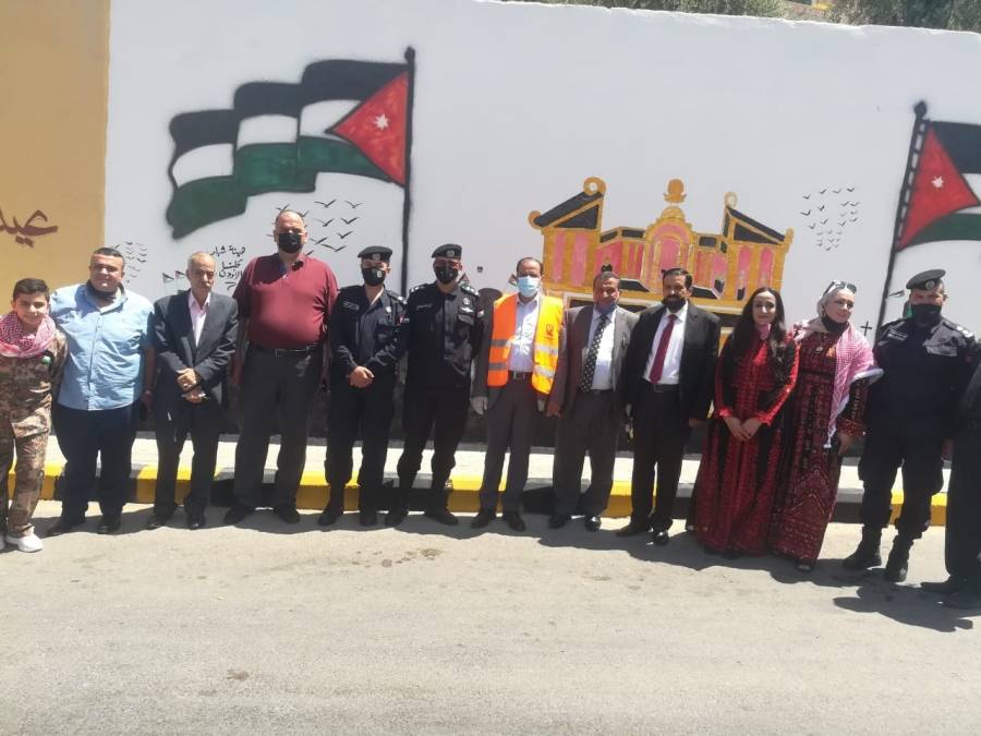 اكبر جداريه بمناسبه عيد الاستقلال 75