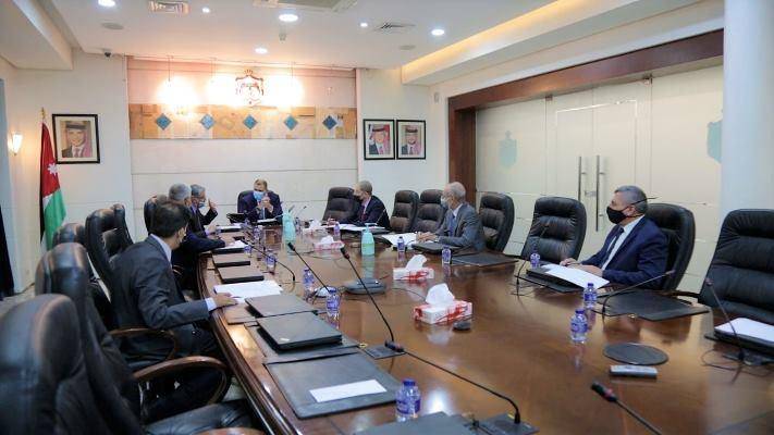 مخالفات بترقية موظفين لوظائف قيادية